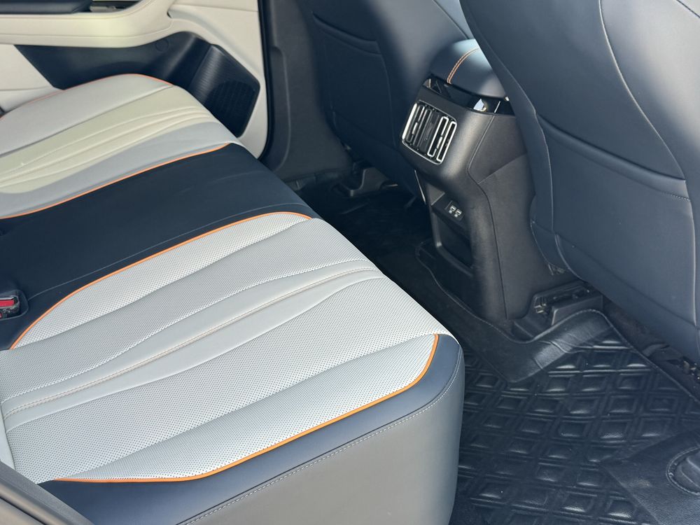 BYD Song Plus DMi 2  flagship gibrid