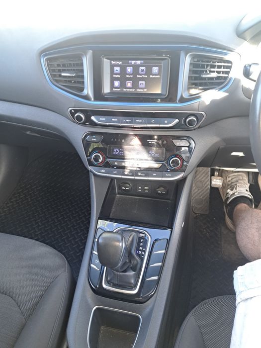 Хюндай йоник хибрид