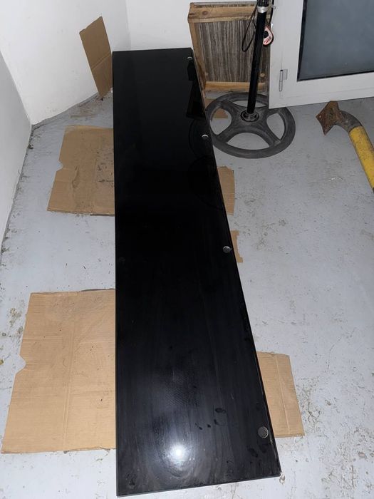 Стекло для витрины