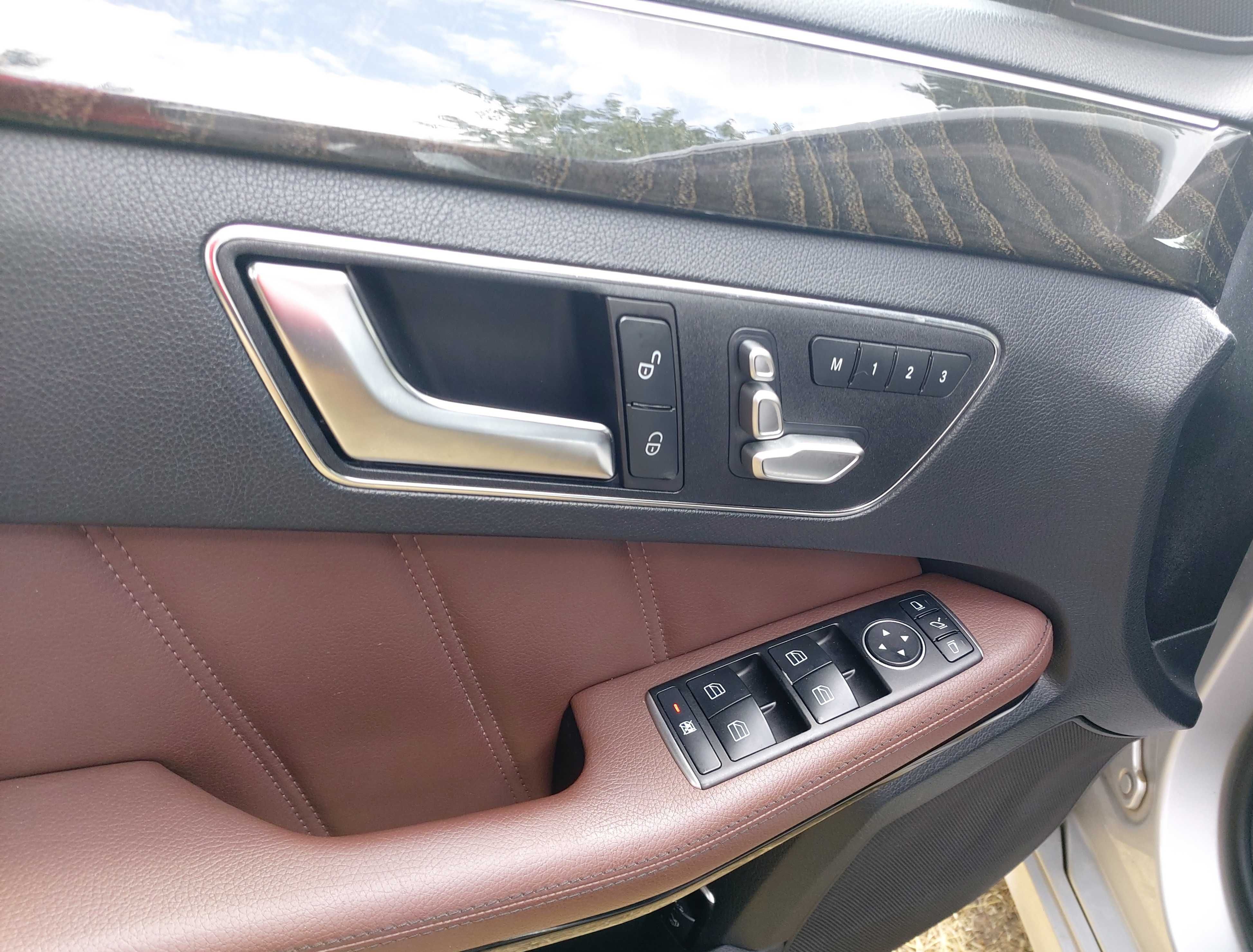 На Части Мерседес W212 фейс E350 4-matic OM642 ab blue Mercedes