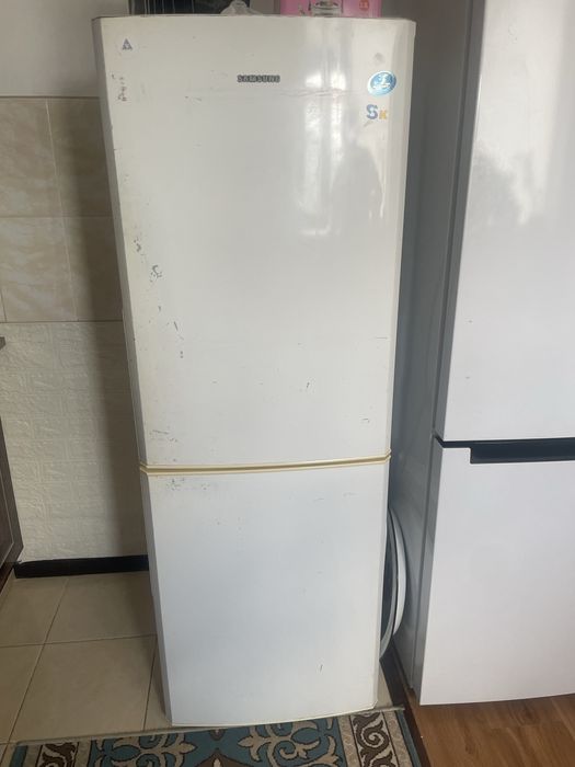 Продам холодильник Самсунг