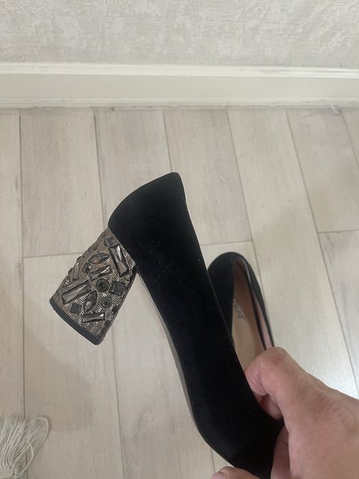 Женская натуральная замша обувь