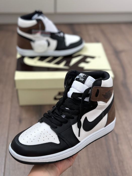 Adidasi Nike Air Jordan 1 Retro High OG "Dark Mocha" Tenesi Produs NOU