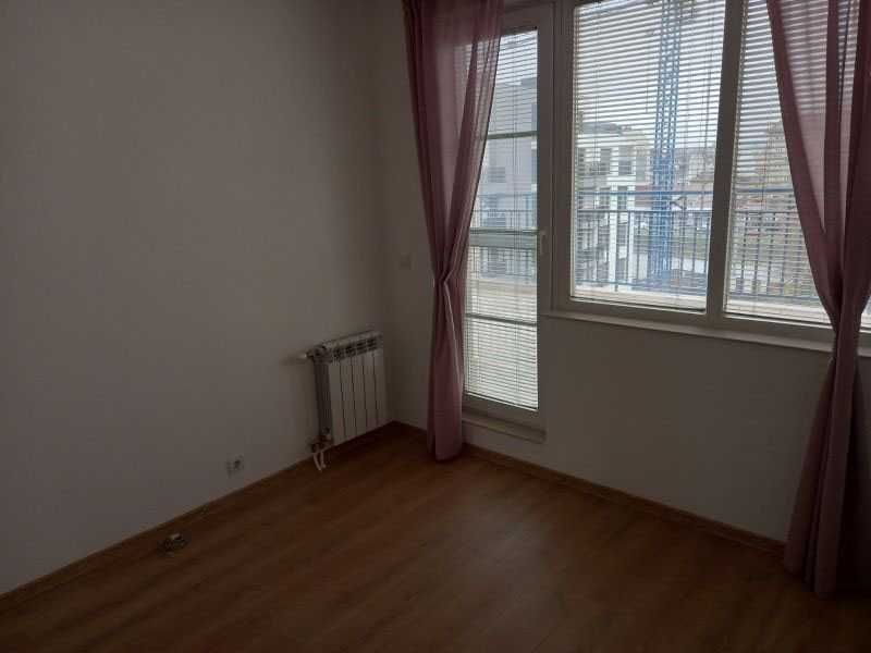 Дава се под наем Тристаен апартамент в София, Център - 85 кв.м за 668.1 € - Снимка #6