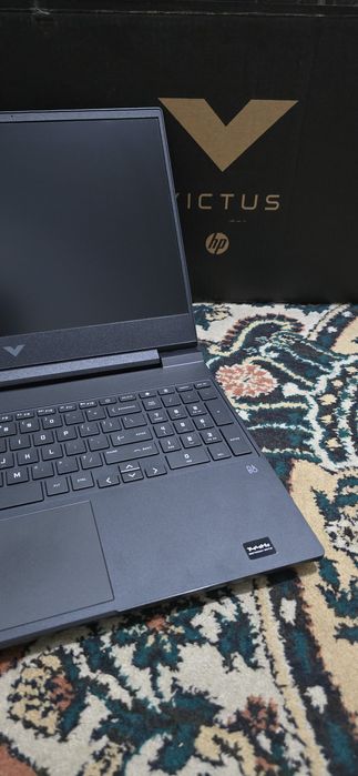 HP Victus core i5 12H