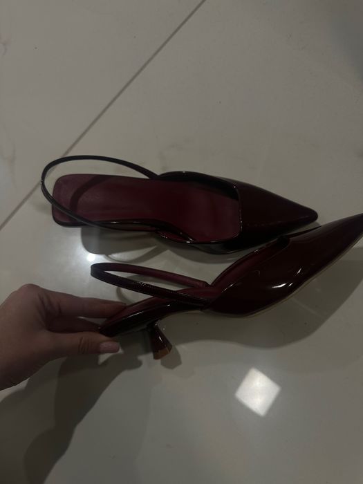 Ниски официални обувки - цвят бордо