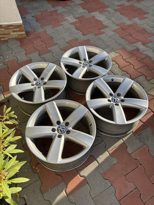 Jante 5x112 Daytona R18 Concave CC Passat Skoda Golf Superb 18 R Line
