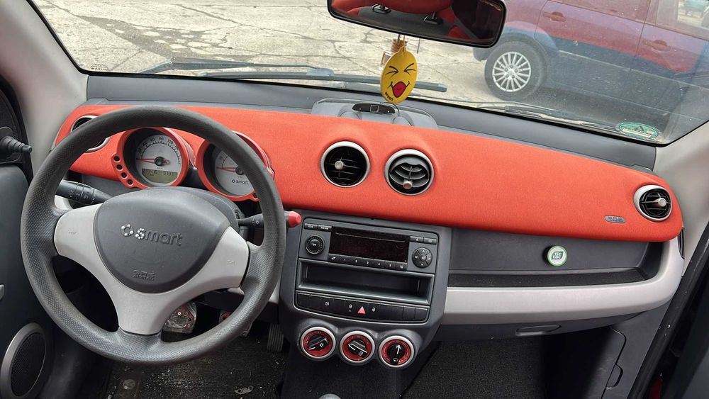 Dezmembrez la pret avantajos autoturism Smart