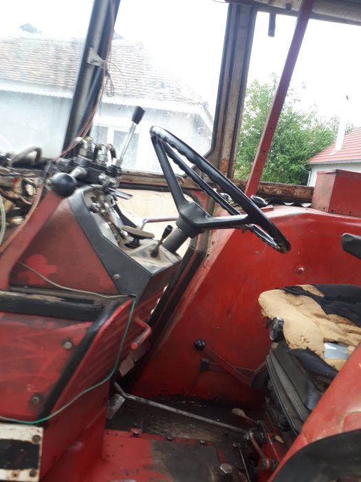 Încărcător pentru International 844 piese