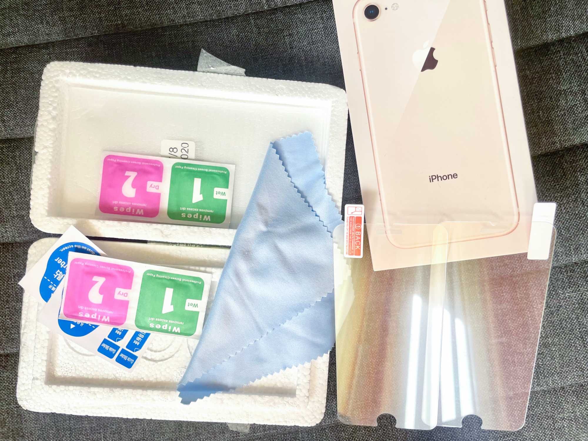 iPhone 8 Gold 64GB ПЕРФЕКТЕН
