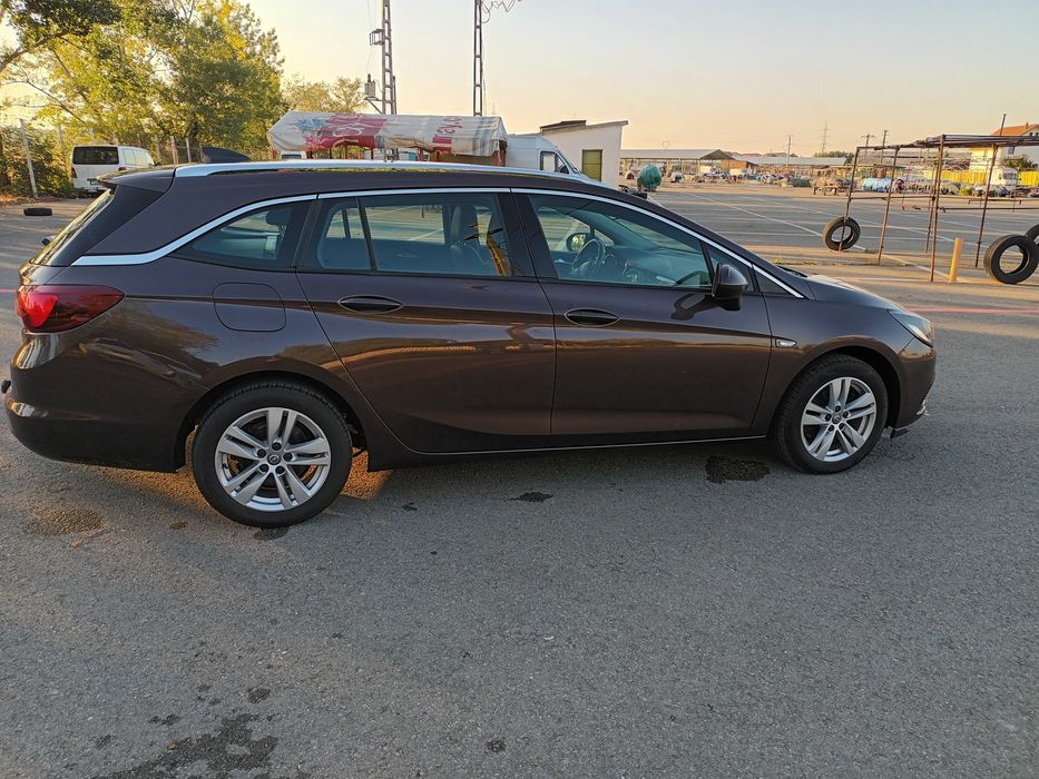 Opel Astra  K  2017 diesel