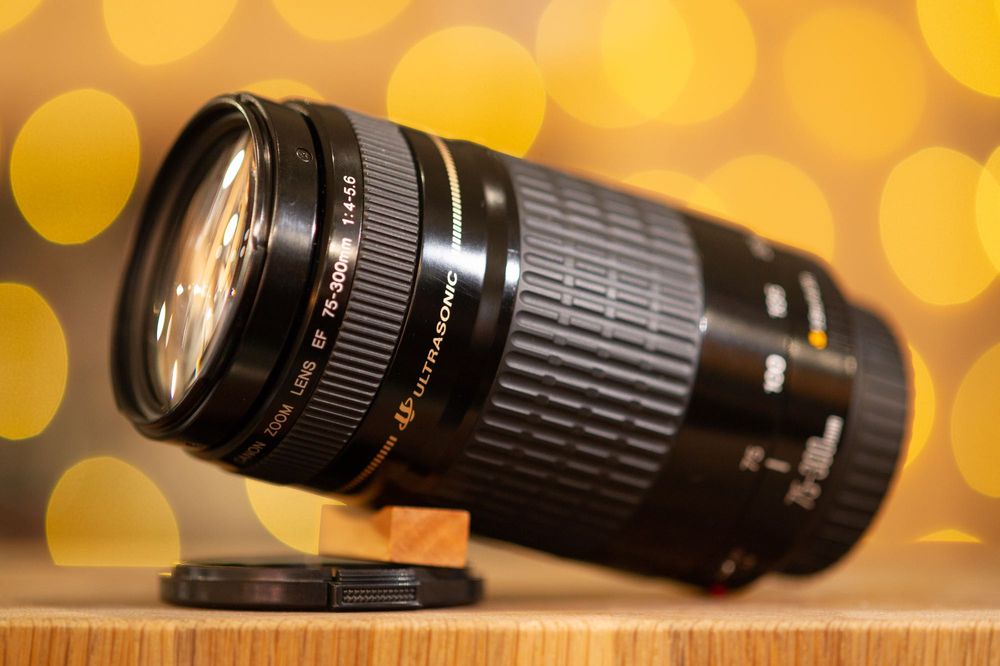 Canon 75-300mm f/4-5.6 USM EF обектив Канон