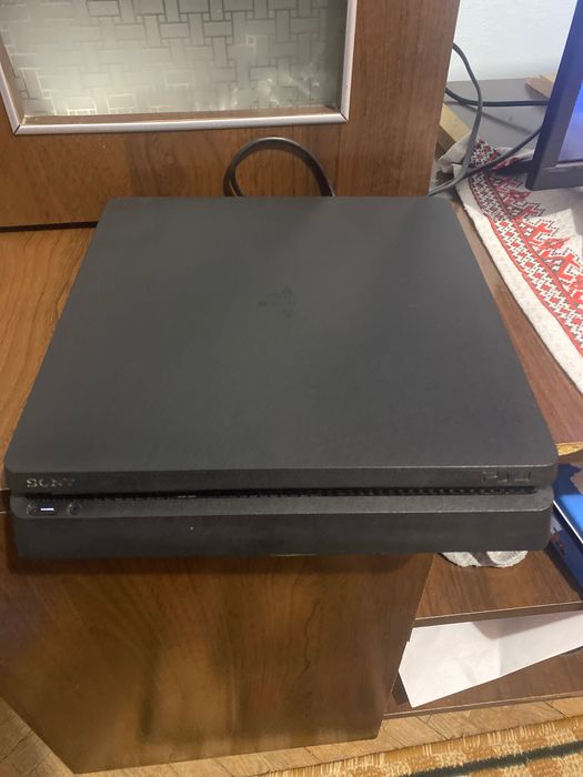 ps4 slim 2 joystick uri +9 jocuri