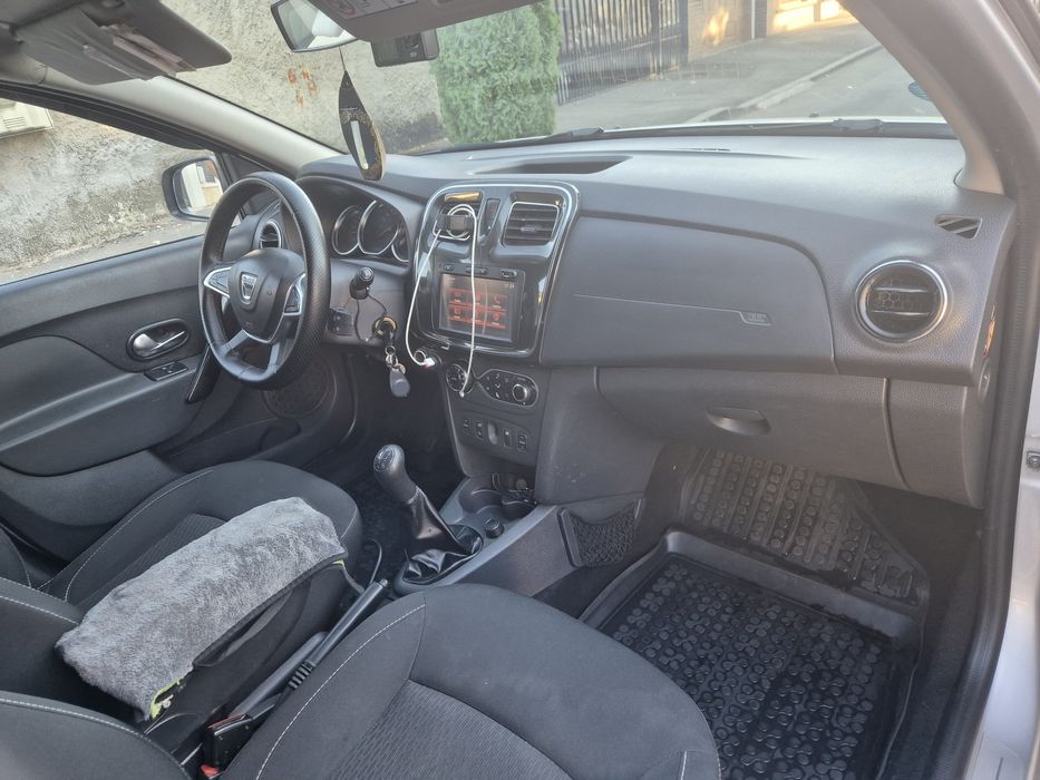 Vand Dacia Logan 0.9 benzina plus gaz An 2018