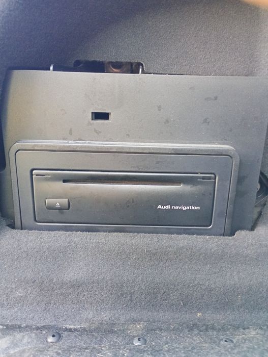 Ауди а4 В7 2.5tdi на части