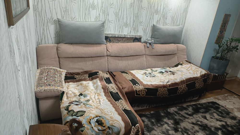 Мебель для дома, диван