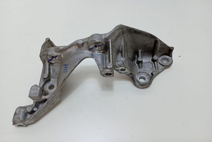 Suport EGR 147174072R Opel Vivaro B seria