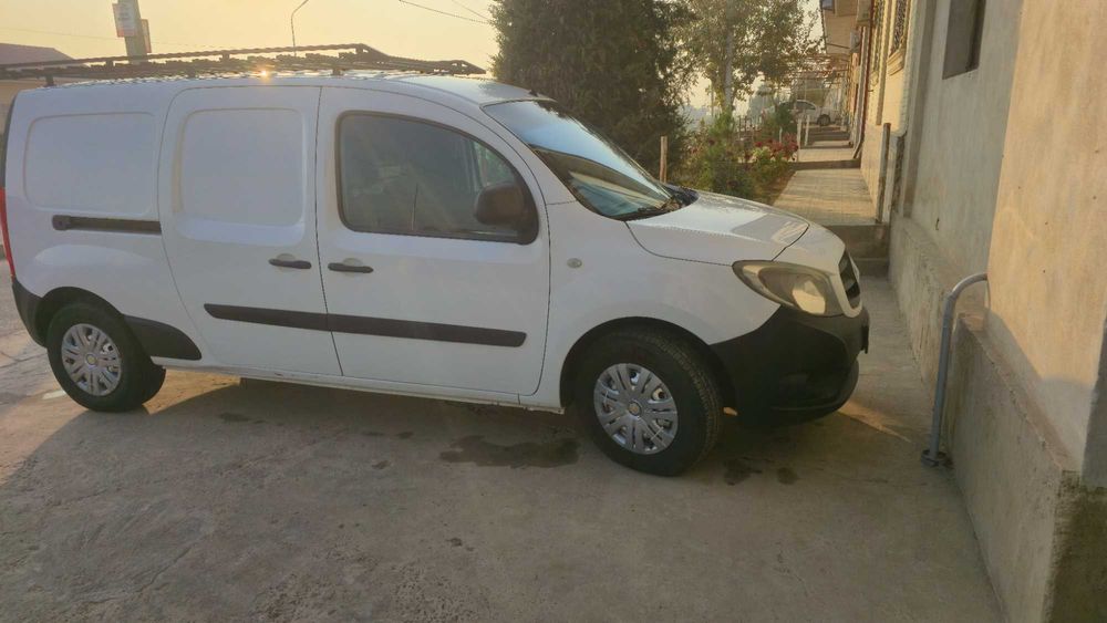 Мерседес Ситан2014