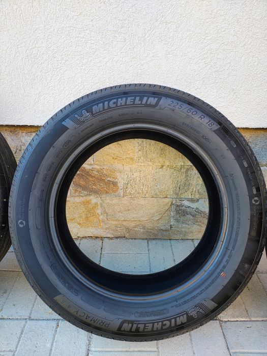 Michelin 225/60R18 DOT 45 2022 всесезонни