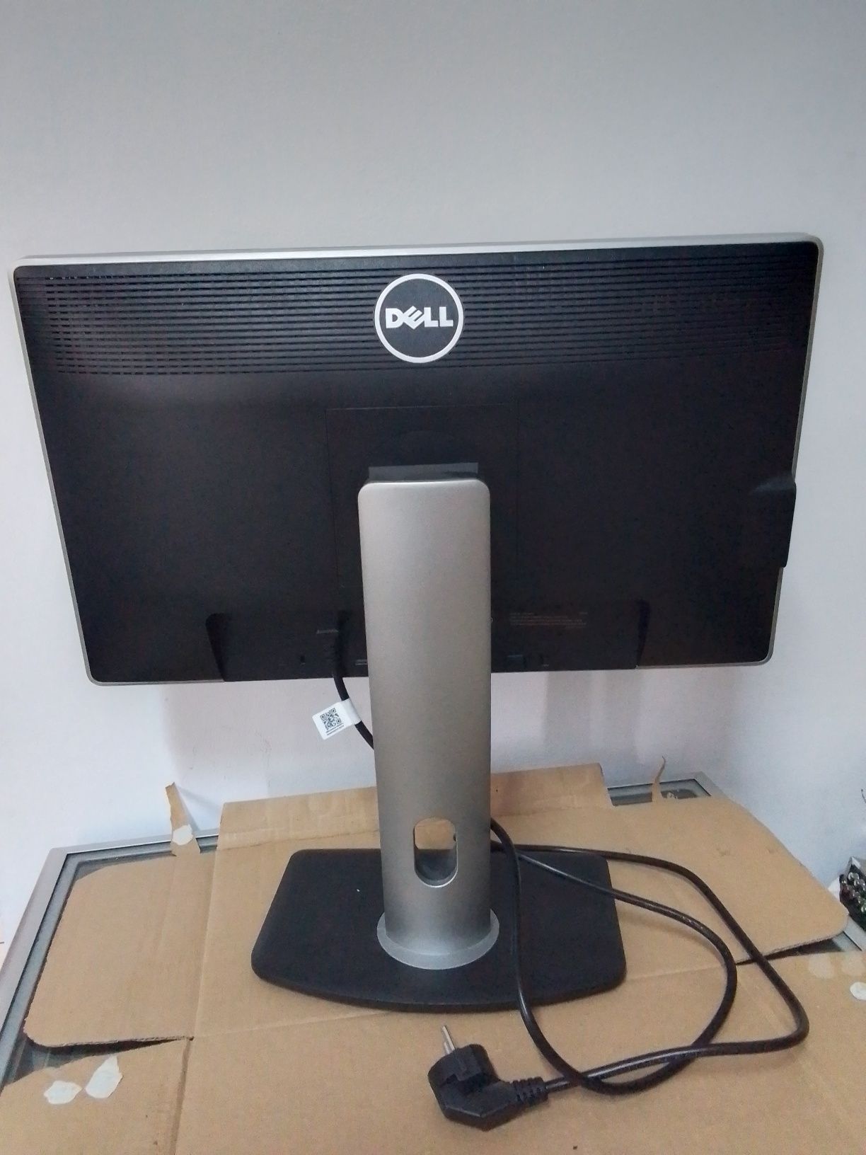 Monitor Led Dell 56 cm full HD