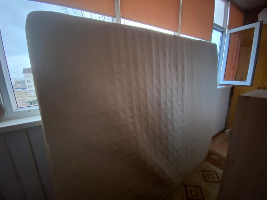 Бесплатно Матрас 180х200 б/у