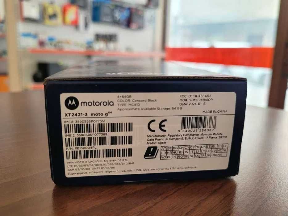 Продавам запечатан Motorola XT 2421-3 moto g 04