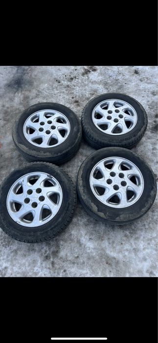 Диски от камри 20-25 оригинал R15