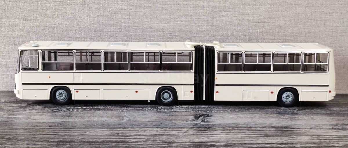 2бр. Ikarus 260.01 и 280.33