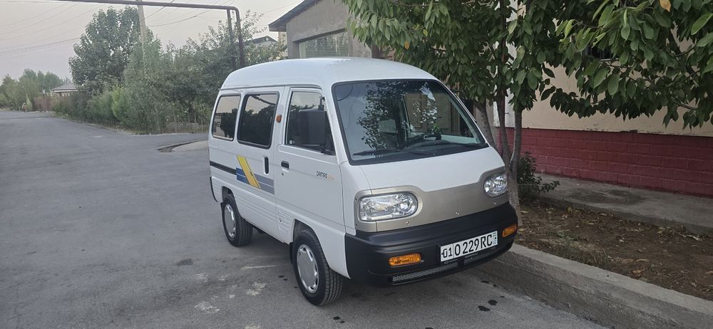 Дамас сотилади 2025 йил 1600км йурган янги гази бор 13 диска балон