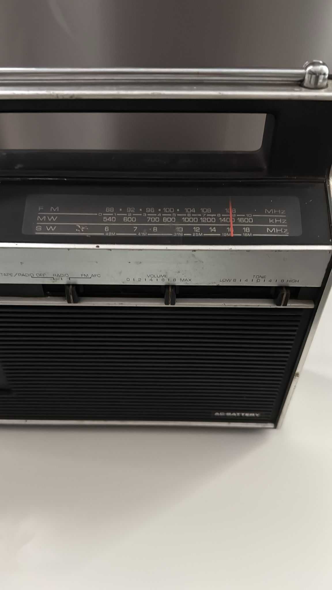 jvc 9410r  radiocasetofon portabil