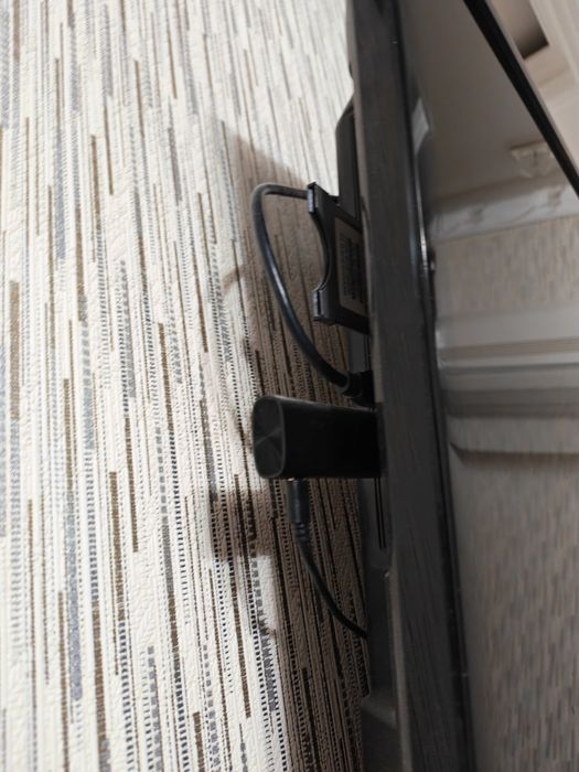 LG телевизор 32 дюйма + MI смарт,  televizor  smart