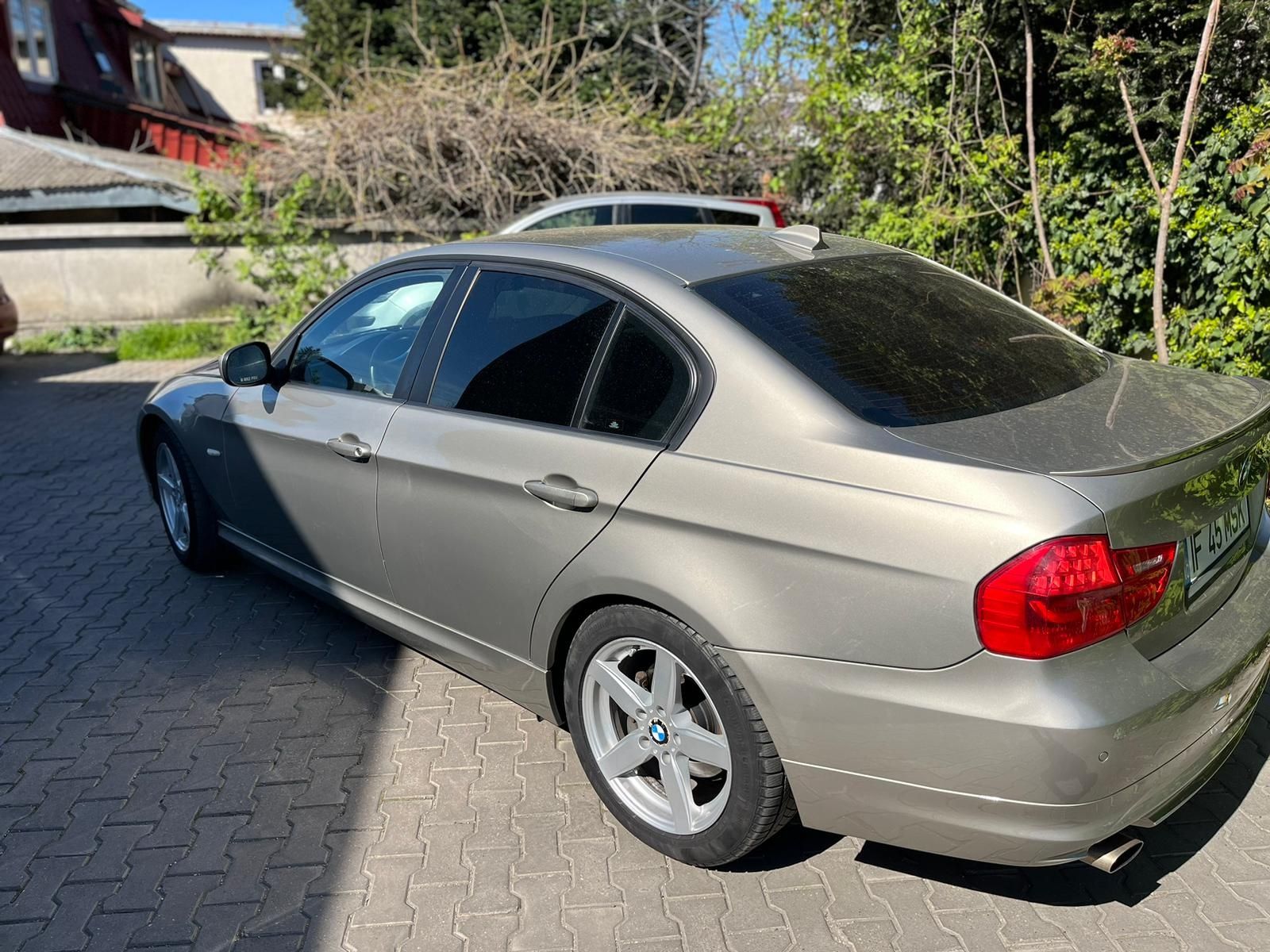 BMW E90 Facelift 318D