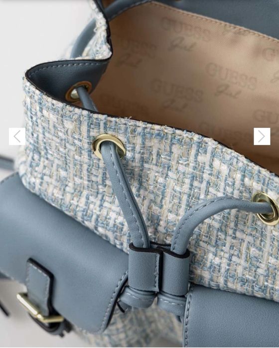 Раница Guess в синьо