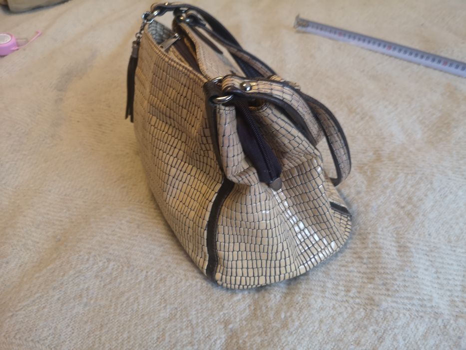 Бежаво-кафява чанта естествена кожа