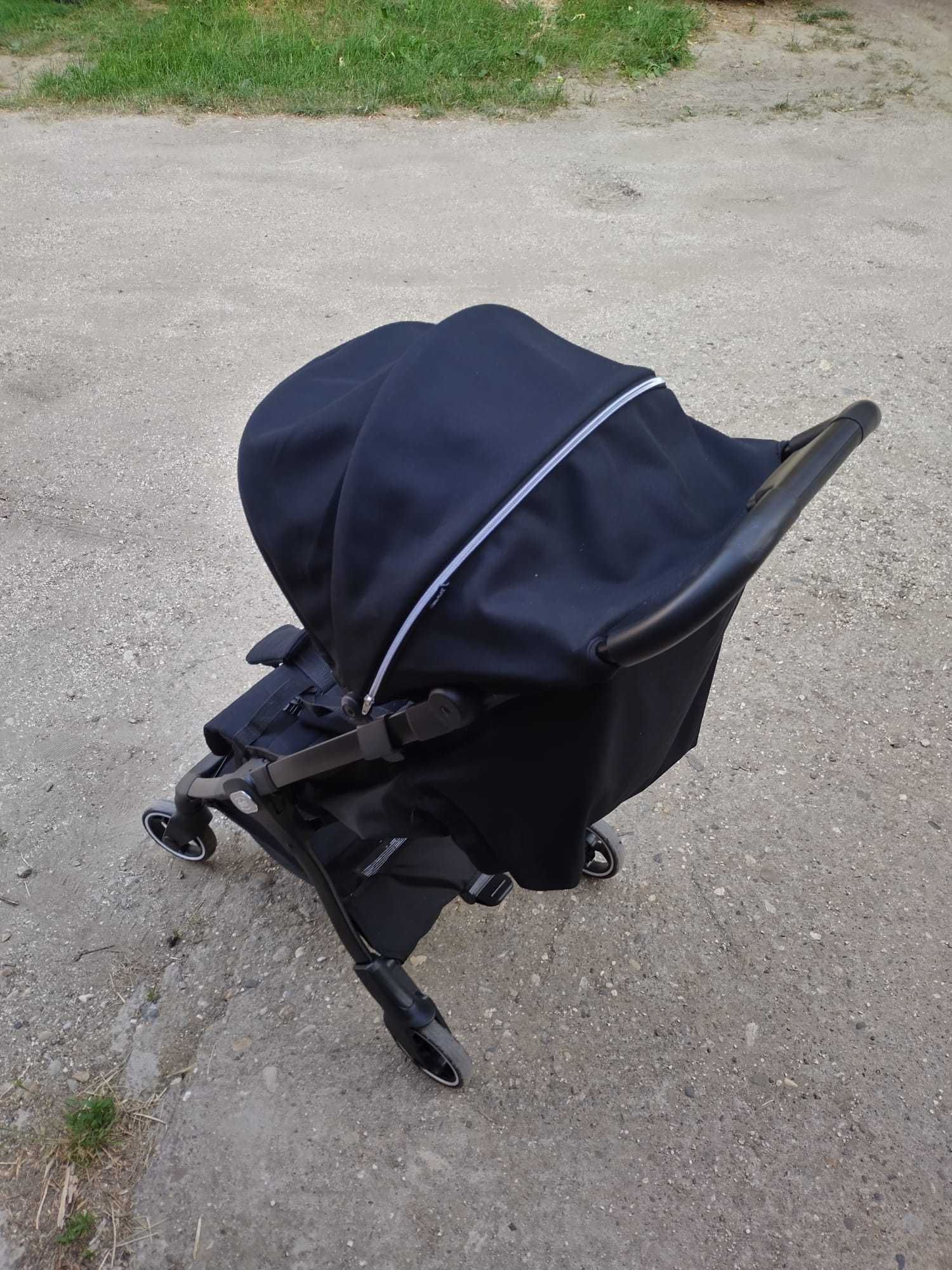 Vand carucior Chicco We Black Nou / Garantie