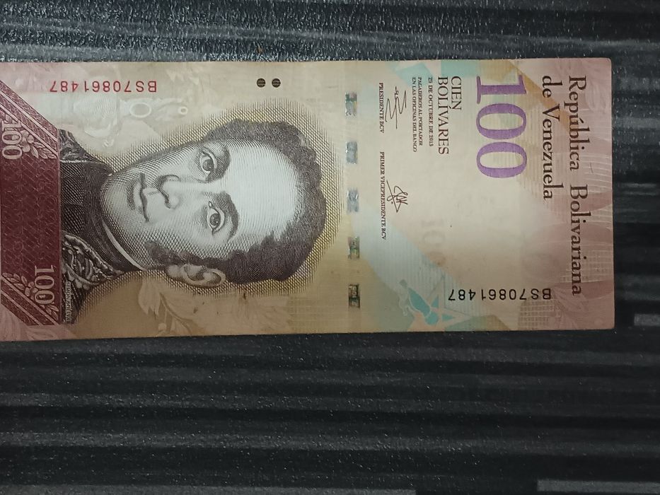 Bancnote 100 Bolivares -lot  250buc