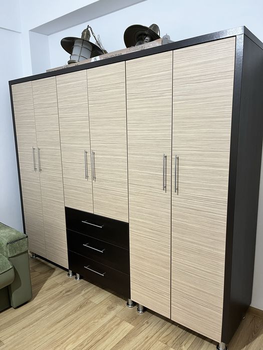 Dulap dressing pentru dormitor