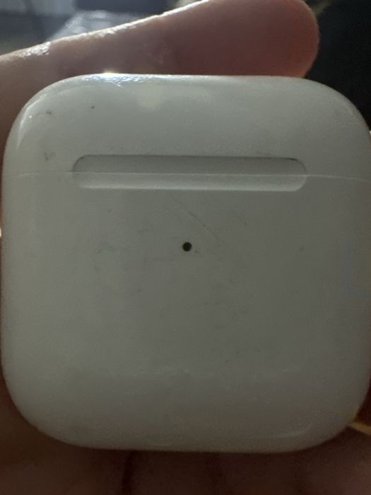 Продаю айрпоцы не дорого 10 тысяч тенеге