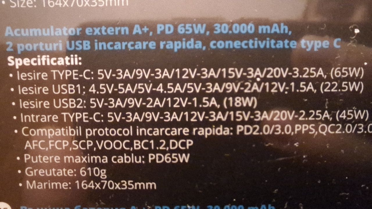 Baterie externă laptop și smartphone 65W