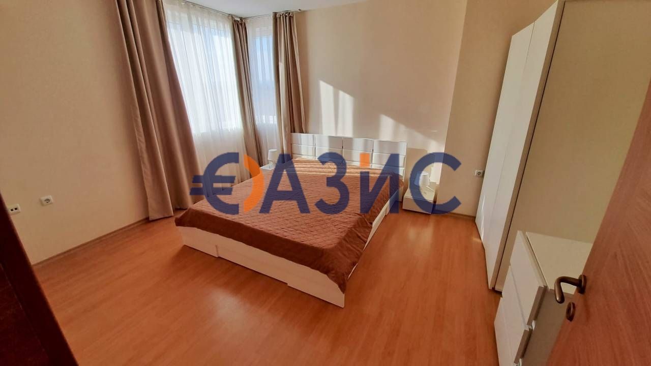 Продава се Тристаен апартамент в к.к. Слънчев бряг - 65 кв.м за 1208 €/кв.м - Снимка #7