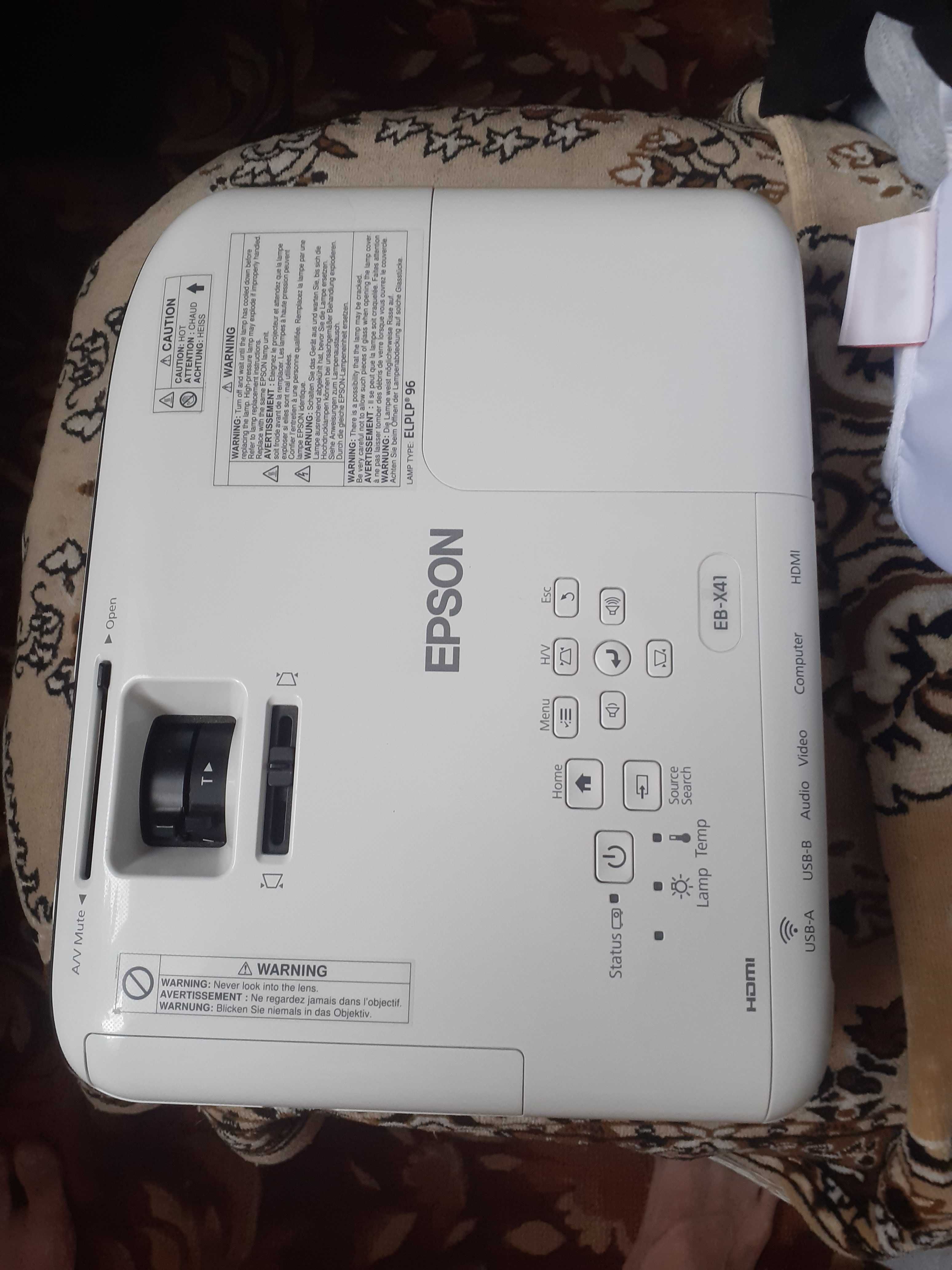 Проектор Epson LCD projector  Model: H843B