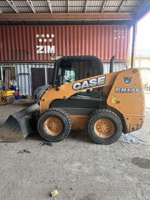 Мини погрузчик Case