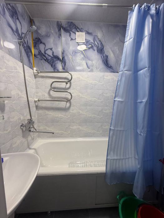 Сдаю 1/3/4 на массиве ТТЗ-1, сдается в первые