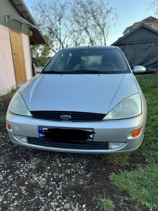 Vand Ford Focus MK1 2001