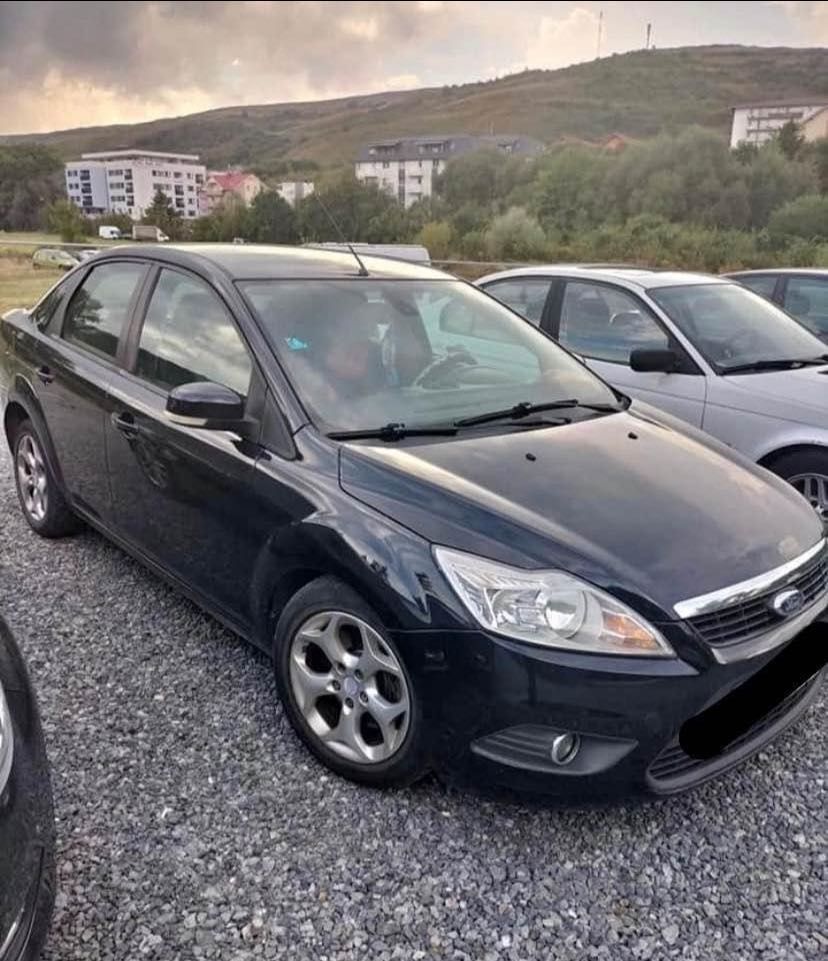 Ford Focus MK2 Berlina