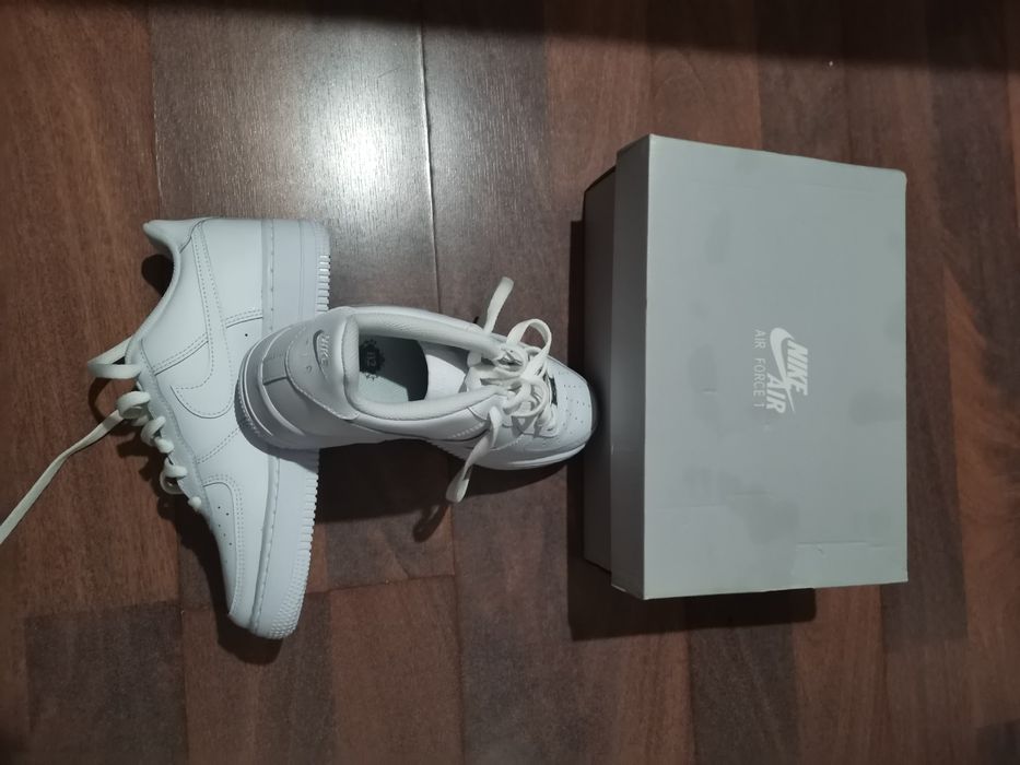 Adidași Nike Air Force 1