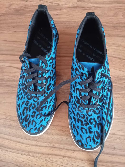 Оригинални кецове Adidas UK 5 1/2