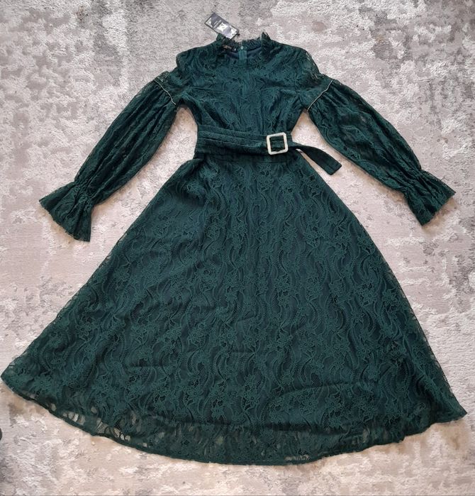 Продам новое платье с этикеткой