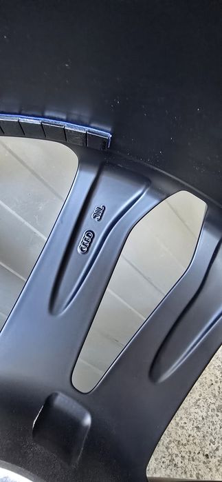 AUDI S6 21 цола джанти с зимни гуми