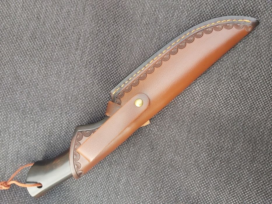 Ловен нож дамаска стомана с кожена кания LN414